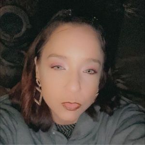 Meet your Posher, Ashley-mari